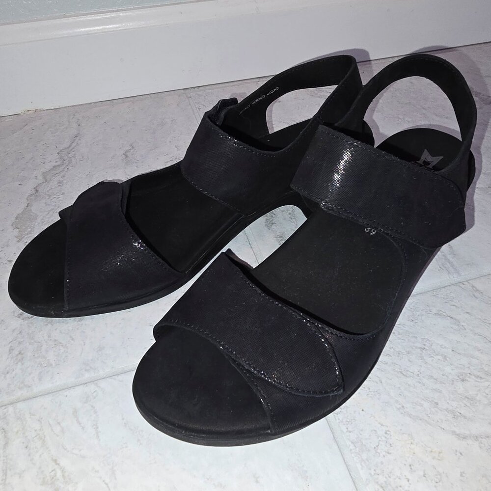 Mephisto Black Sandals